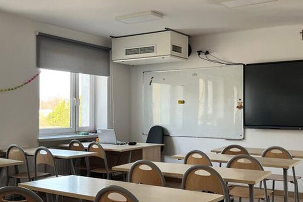 Wentylacja w szkołach: standardy kontra rzeczywistość